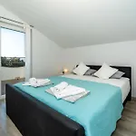 Gorgeous In With Wifi Apartmán Bibinje
